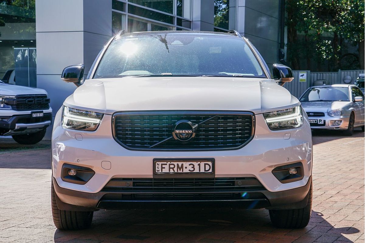 2020 Volvo XC40 T5 R-Design