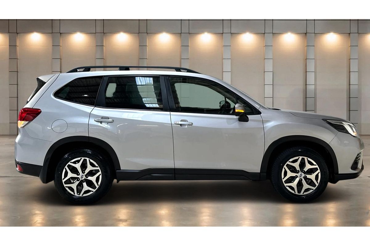 2023 Subaru Forester 2.5i S5