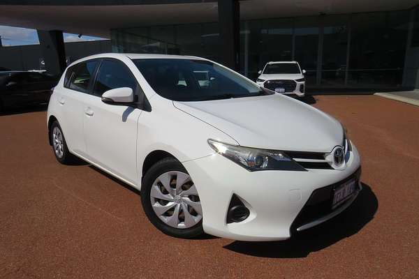 2013 Toyota Corolla Ascent ZRE182R