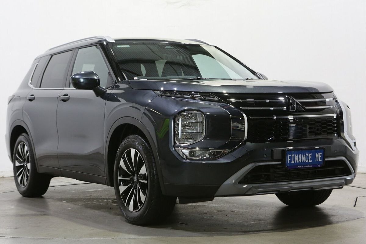 2025 Mitsubishi Outlander LS ZM