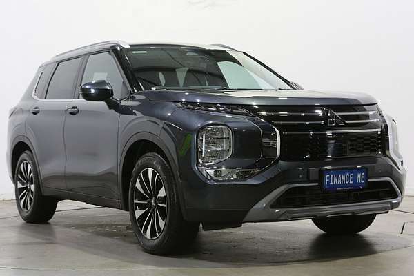 2025 Mitsubishi Outlander LS ZM