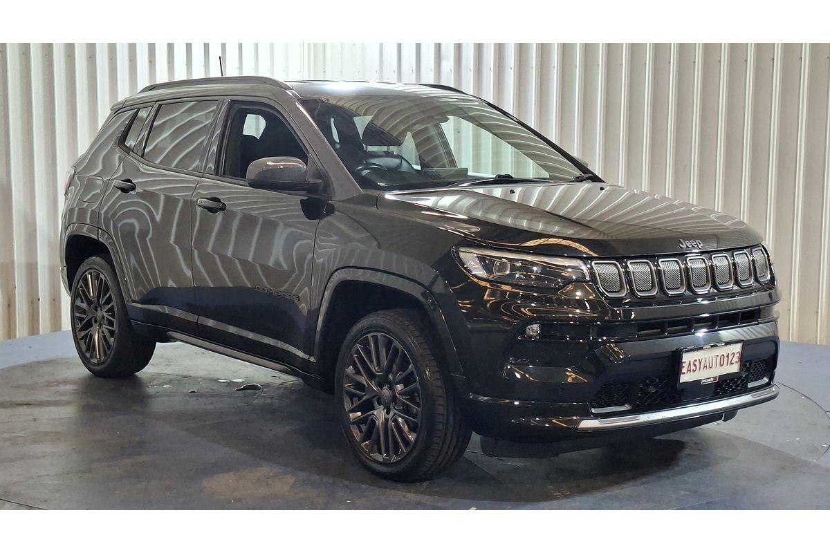 2022 Jeep Compass S-Limited M6
