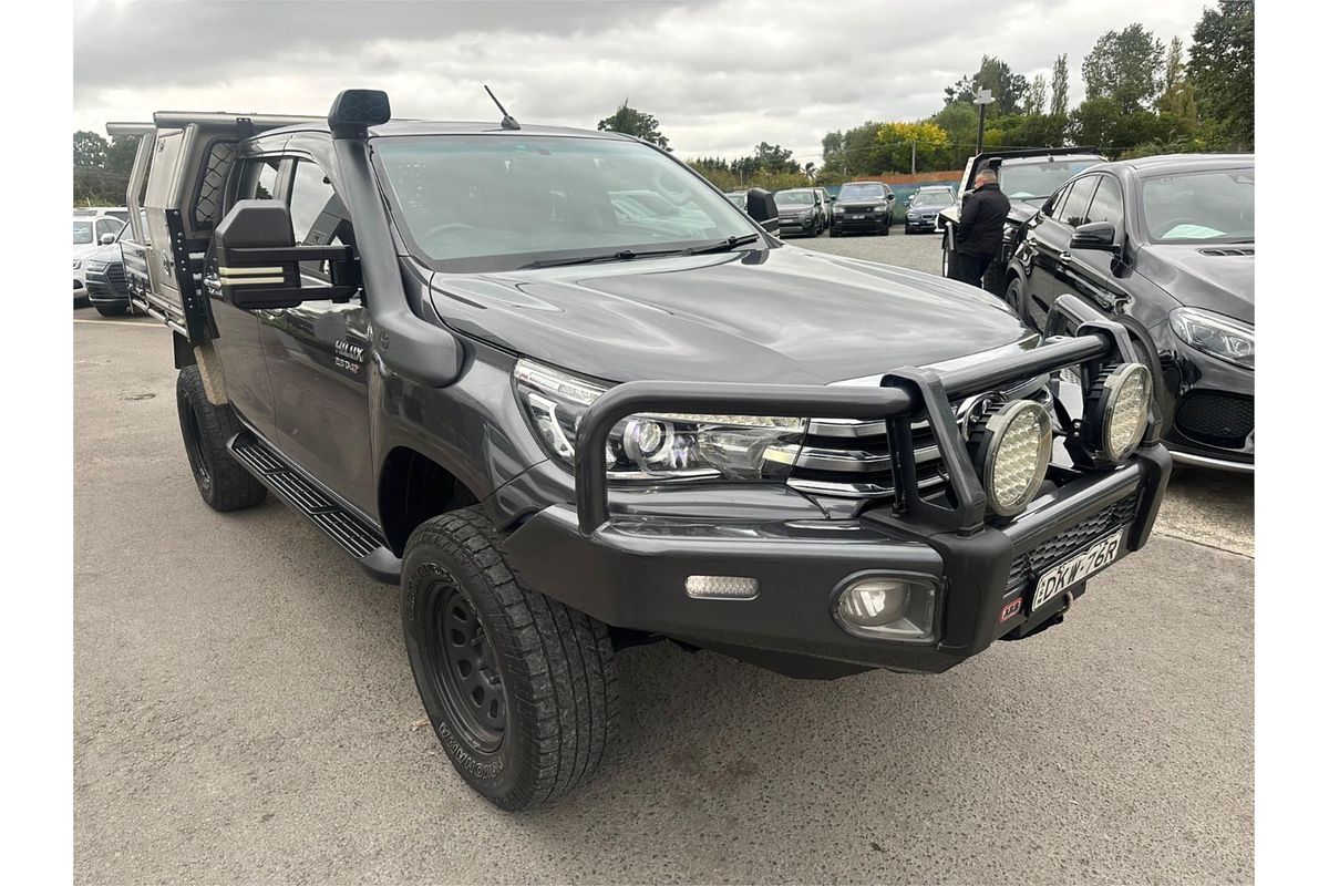 2016 Toyota Hilux SR5 GUN126R 4X4