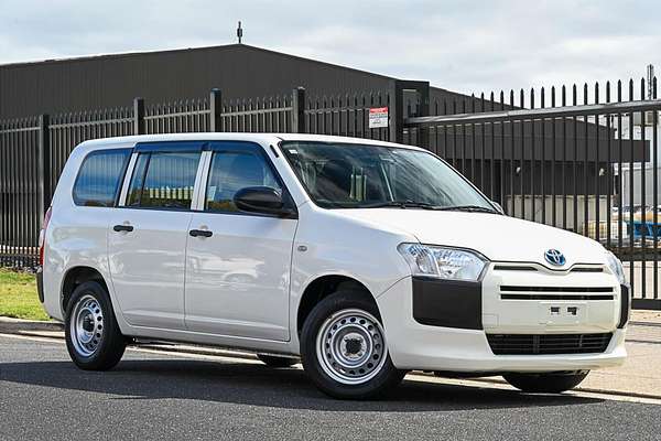 2020 Toyota Probox Hybrid NHP160