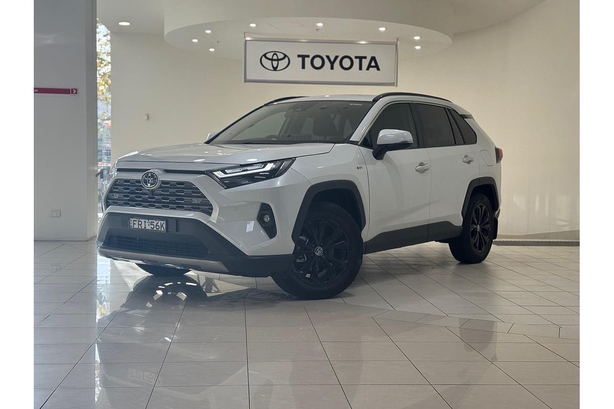2025 Toyota RAV4 Cruiser AXAH52R