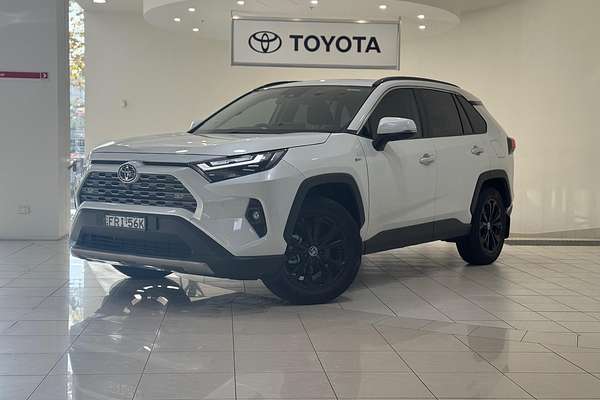 2025 Toyota RAV4 Cruiser AXAH52R