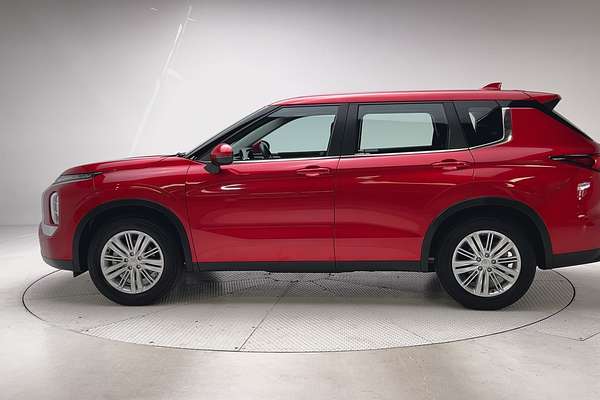 2023 Mitsubishi Outlander ES ZM thumb-4