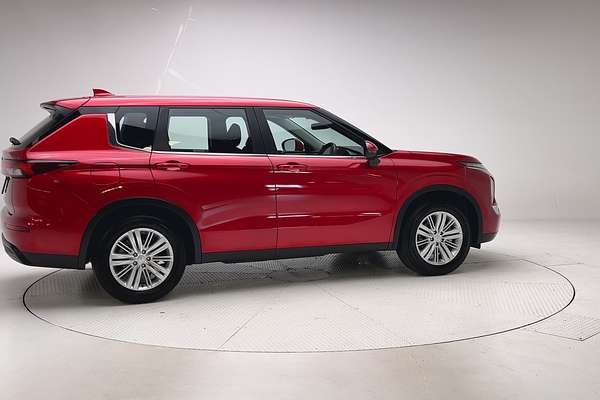 2023 Mitsubishi Outlander ES ZM thumb-7