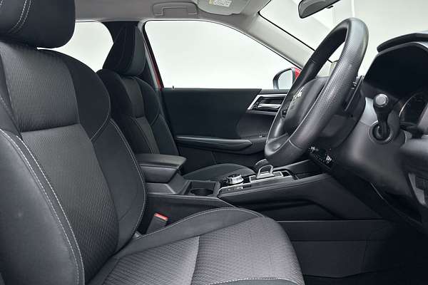 2023 Mitsubishi Outlander ES ZM thumb-12