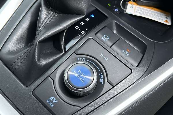 2022 Toyota RAV4 XSE AXAH54R thumb-16