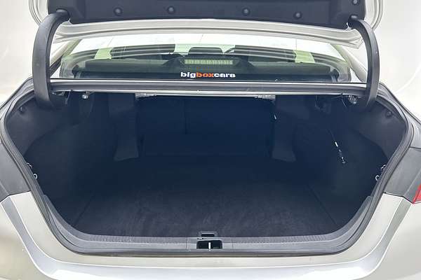 2024 Toyota Camry Ascent AXVA70R thumb-20