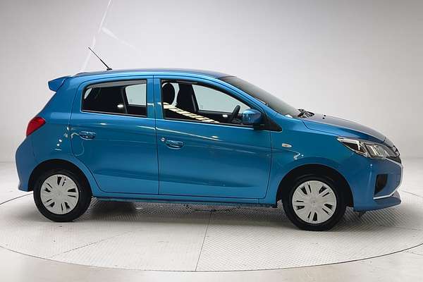 2021 Mitsubishi Mirage ES LB thumb-8