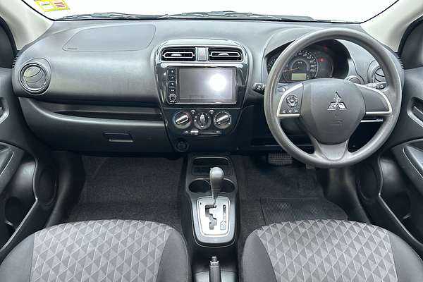 2021 Mitsubishi Mirage ES LB thumb-18