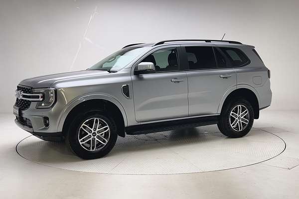 2025 Ford Everest Trend 2.0L thumb-3