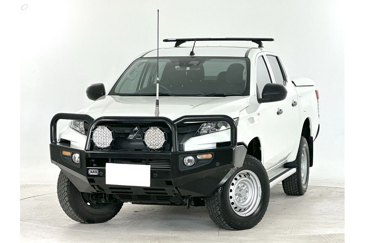 2022 Mitsubishi Triton GLX MR 4X4