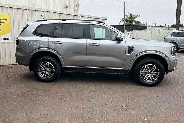 2025 Ford Everest Trend 2.0L thumb-6
