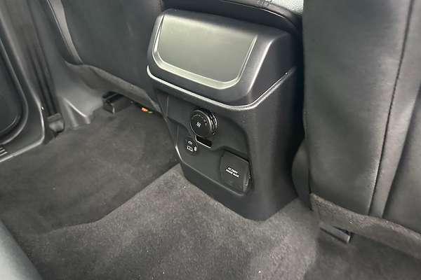 2025 Ford Everest Trend 2.0L thumb-8