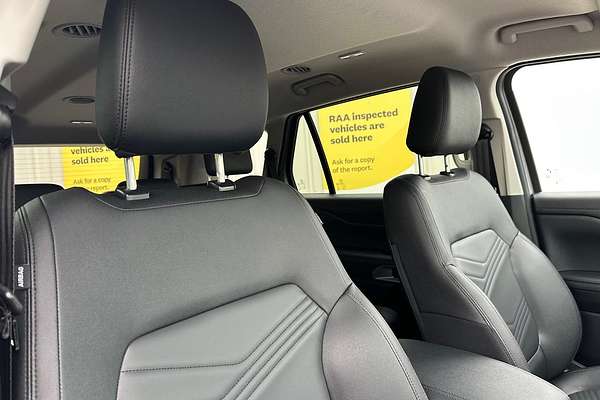 2025 Ford Everest Trend 2.0L thumb-23