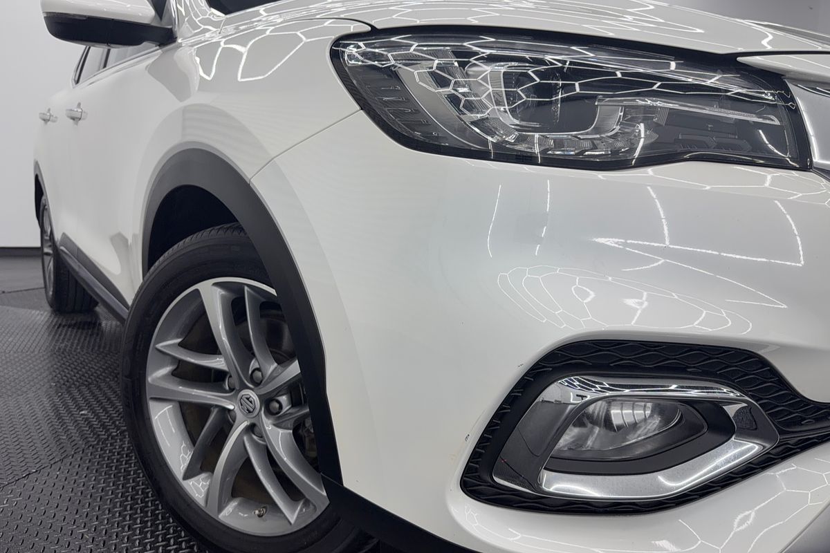 2023 MG HS Excite SAS23