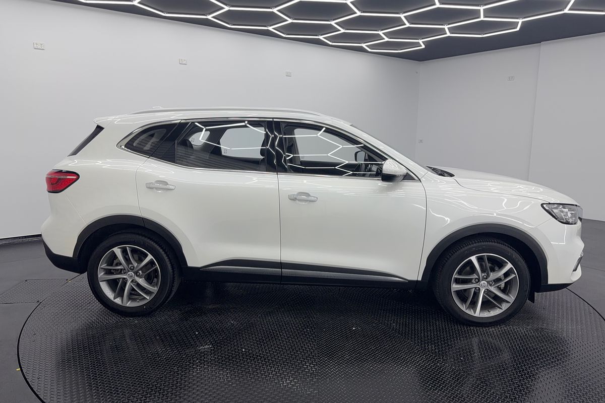 2023 MG HS Excite SAS23