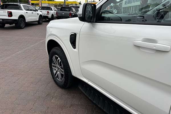 2025 Ford Everest Trend 2.0L thumb-19