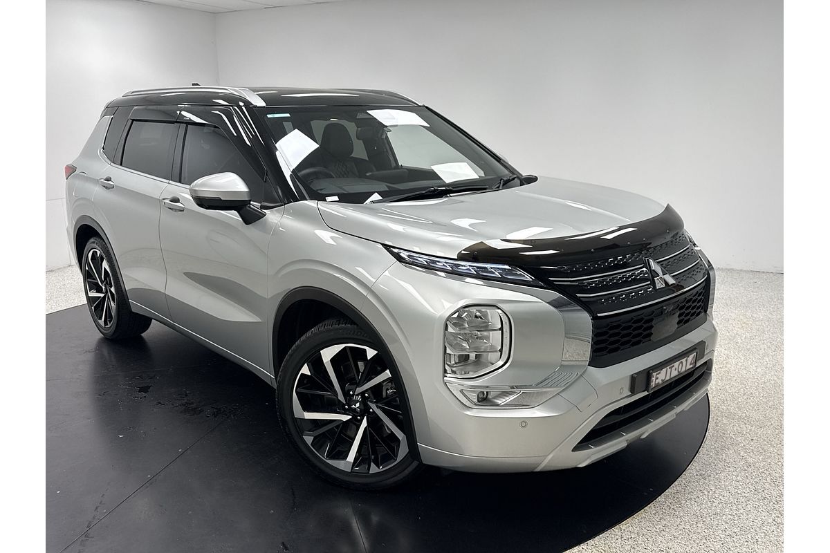 2023 Mitsubishi Outlander Exceed Tourer ZM