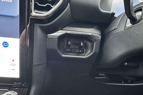 2025 Ford Everest Trend 2.0L thumb-28