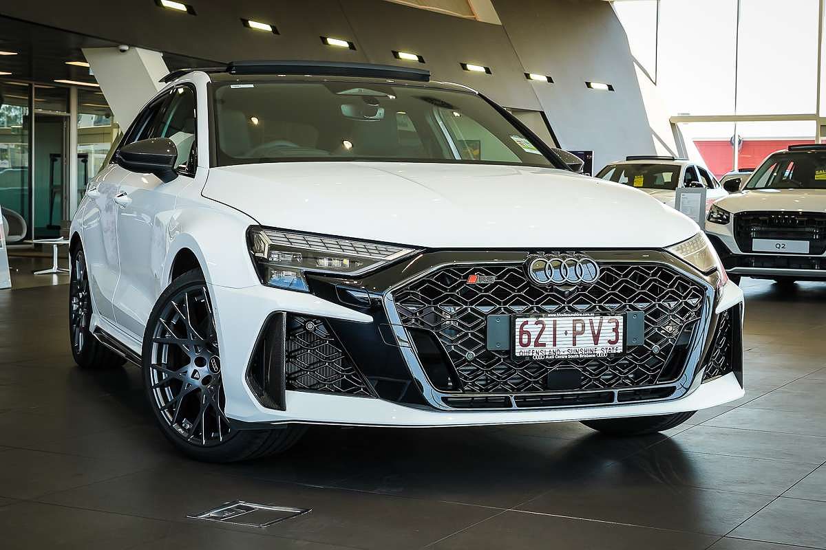 2025 Audi RS3  GY