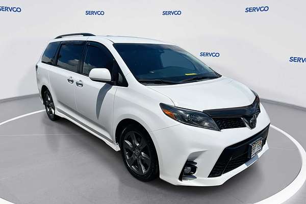 2020 Toyota SIENNA SE