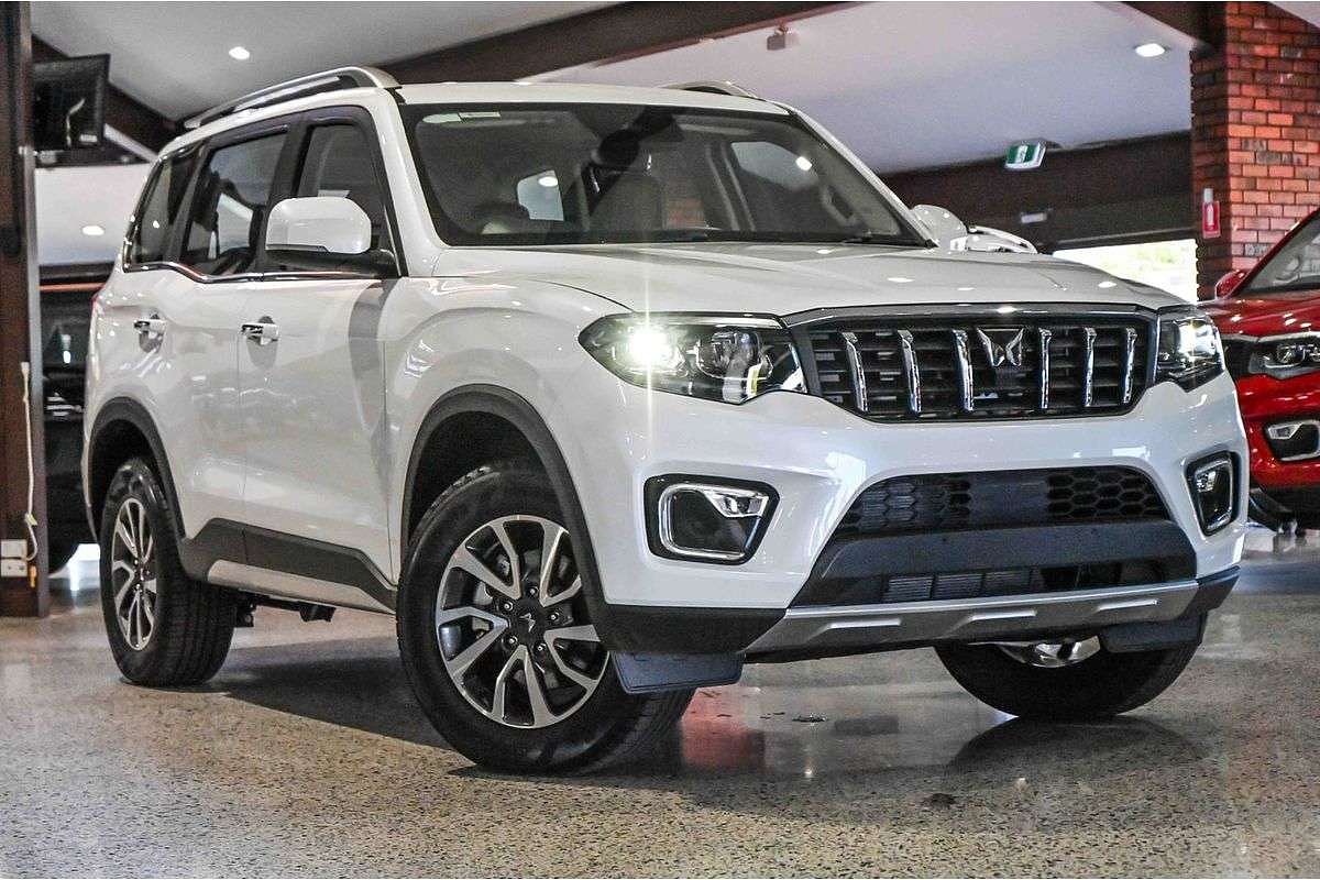 2025 Mahindra Scorpio Z8L+