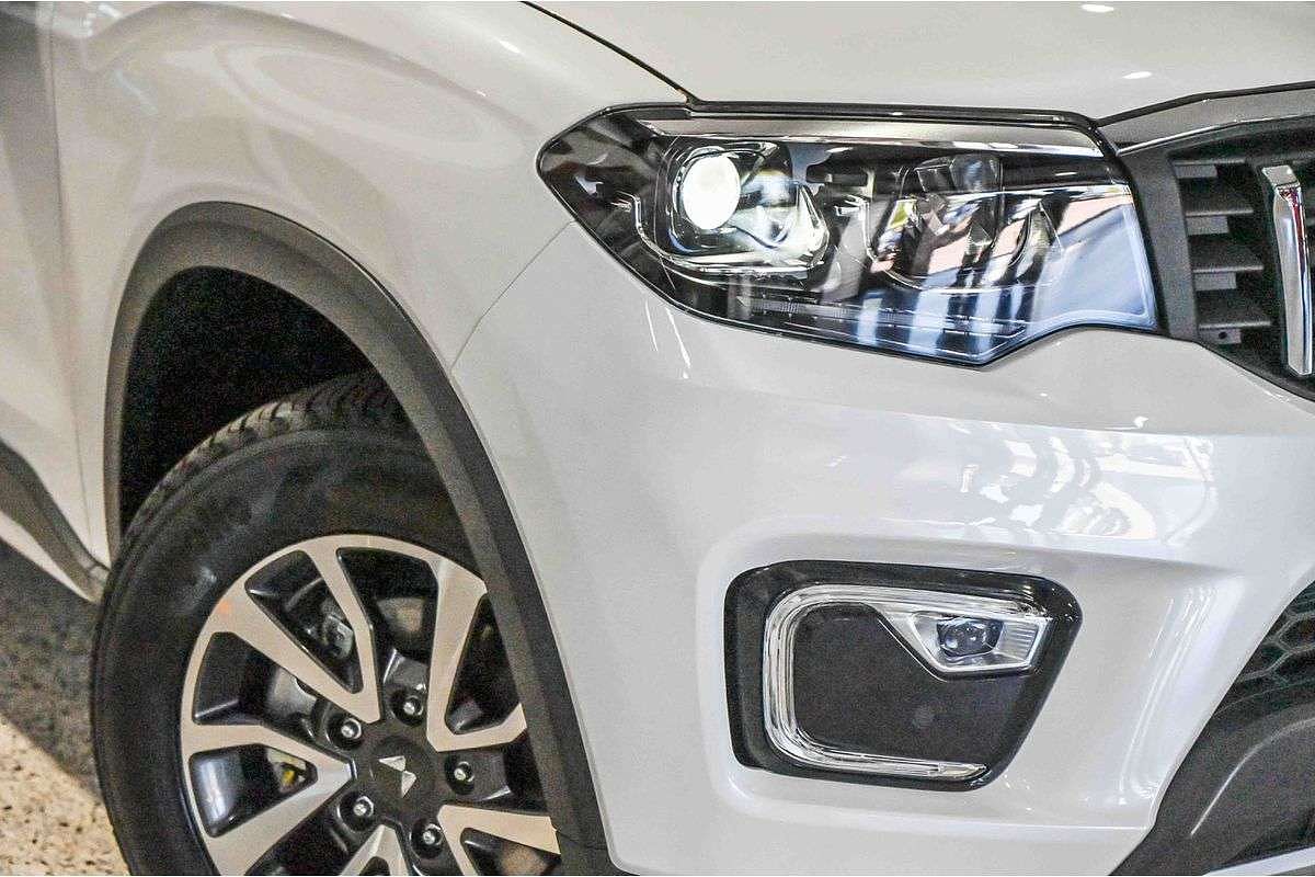 2025 Mahindra Scorpio Z8L+