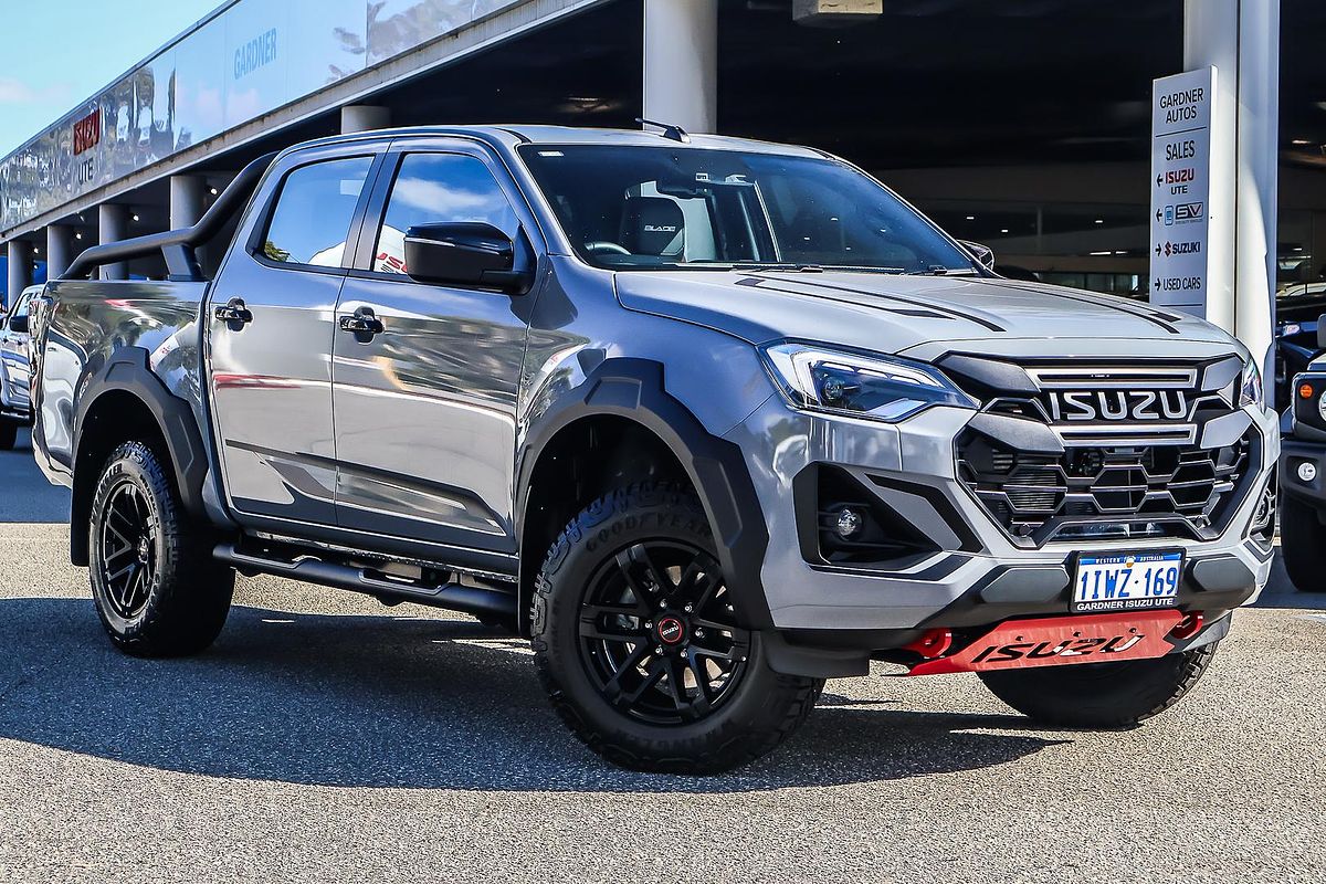 2025 Isuzu D-MAX BLADE 4X4