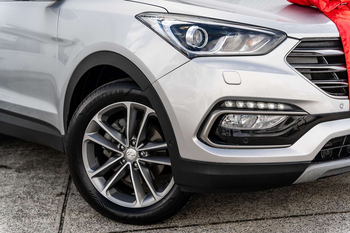 2017 Hyundai Santa Fe Highlander DM5 Series II