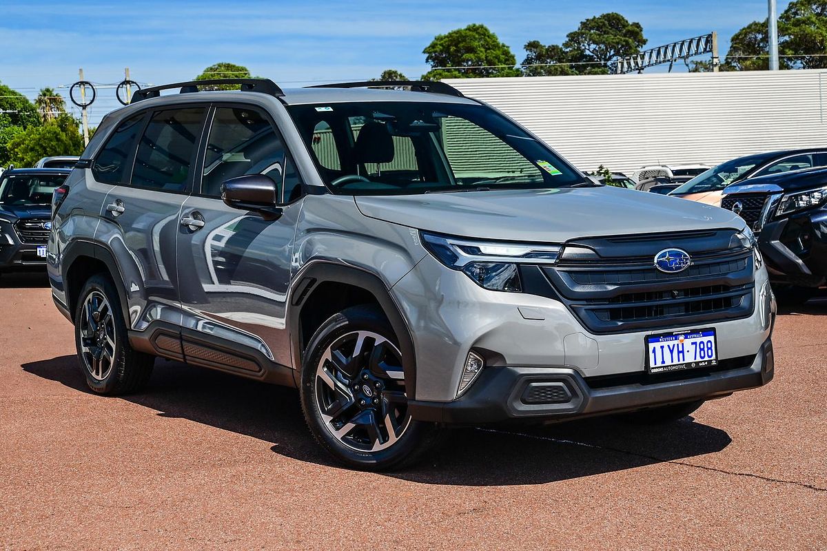 2025 Subaru Forester Premium S6