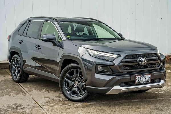 2025 Toyota RAV4 Edge AXAH54R