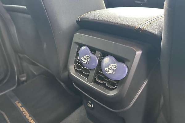 2023 Ford Ranger Wildtrak 4X4 3.0L thumb-10