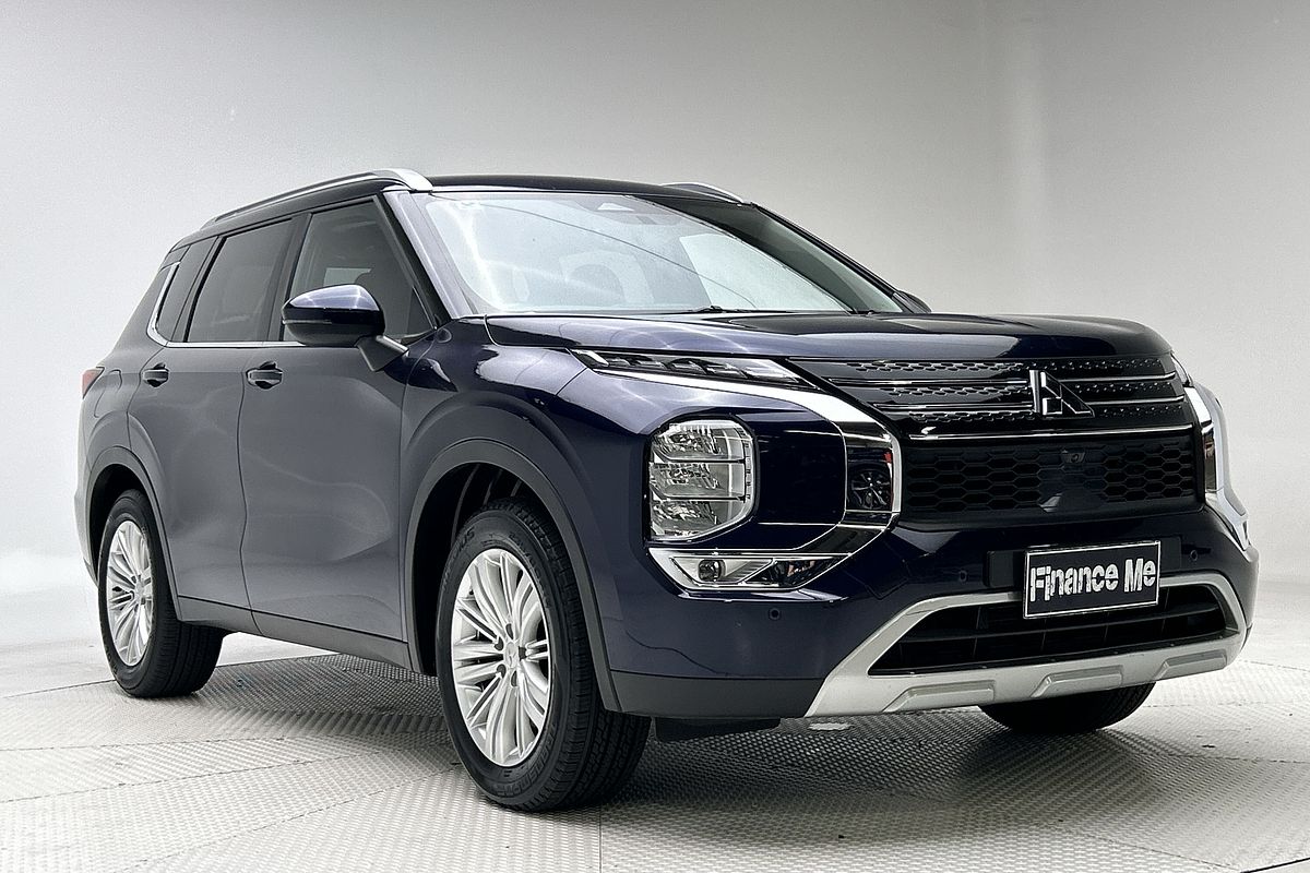 2023 Mitsubishi Outlander LS ZM