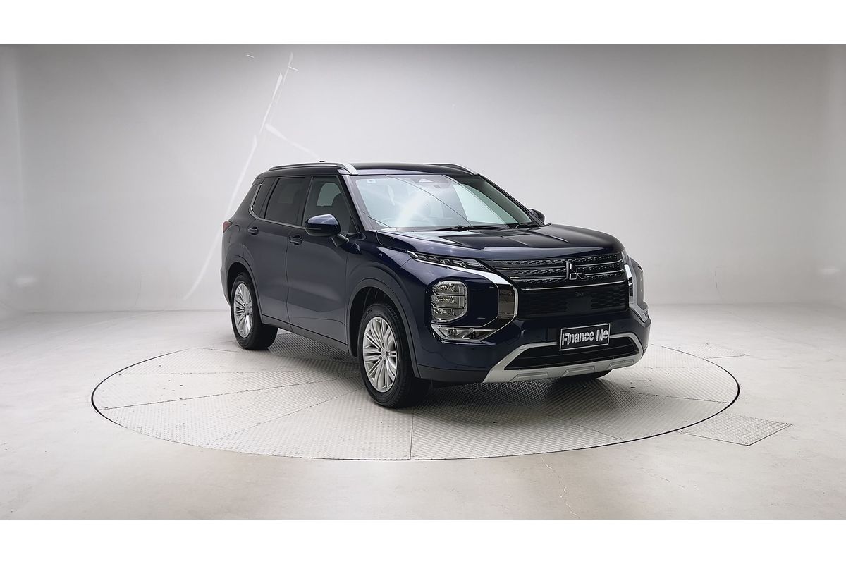 2023 Mitsubishi Outlander LS ZM