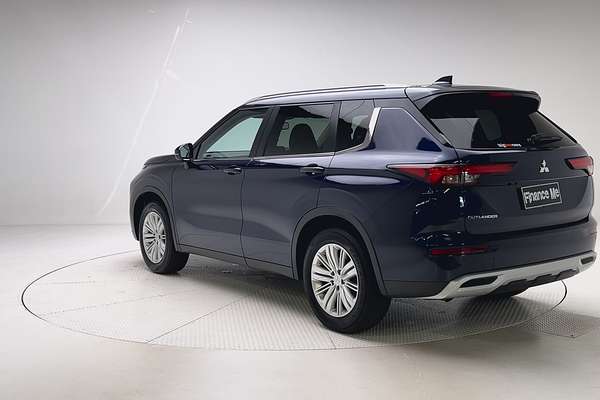 2023 Mitsubishi Outlander LS ZM thumb-5