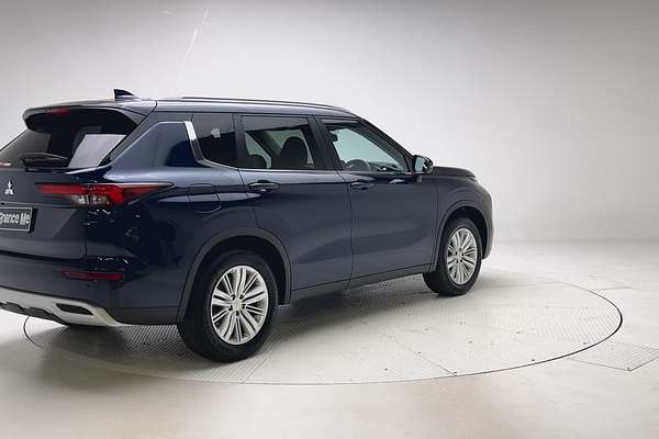 2023 Mitsubishi Outlander LS ZM thumb-7