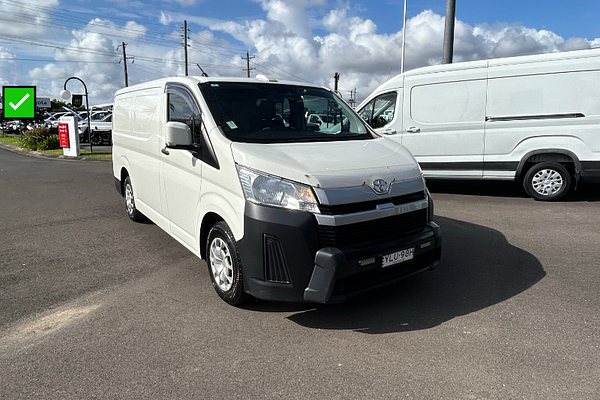 2022 Toyota Hiace  GDH300R LWB