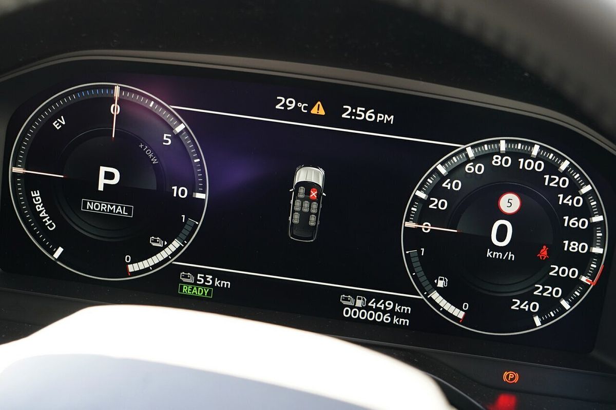 2025 Mitsubishi Outlander PHEV Exceed ZM