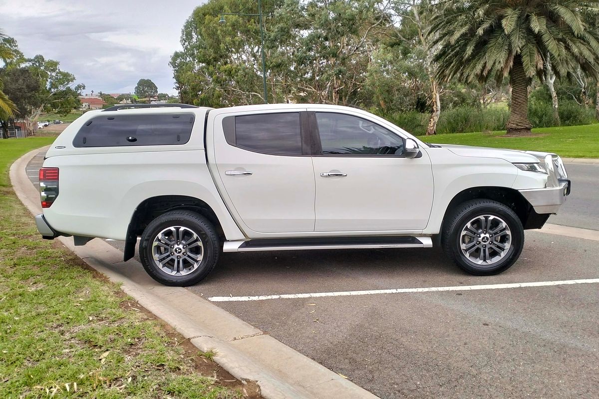 2019 Mitsubishi Triton GLS MR 4X4