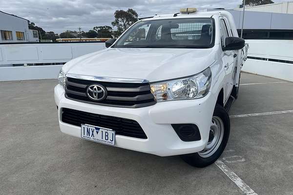 2018 Toyota Hilux SR GUN126R 4X4