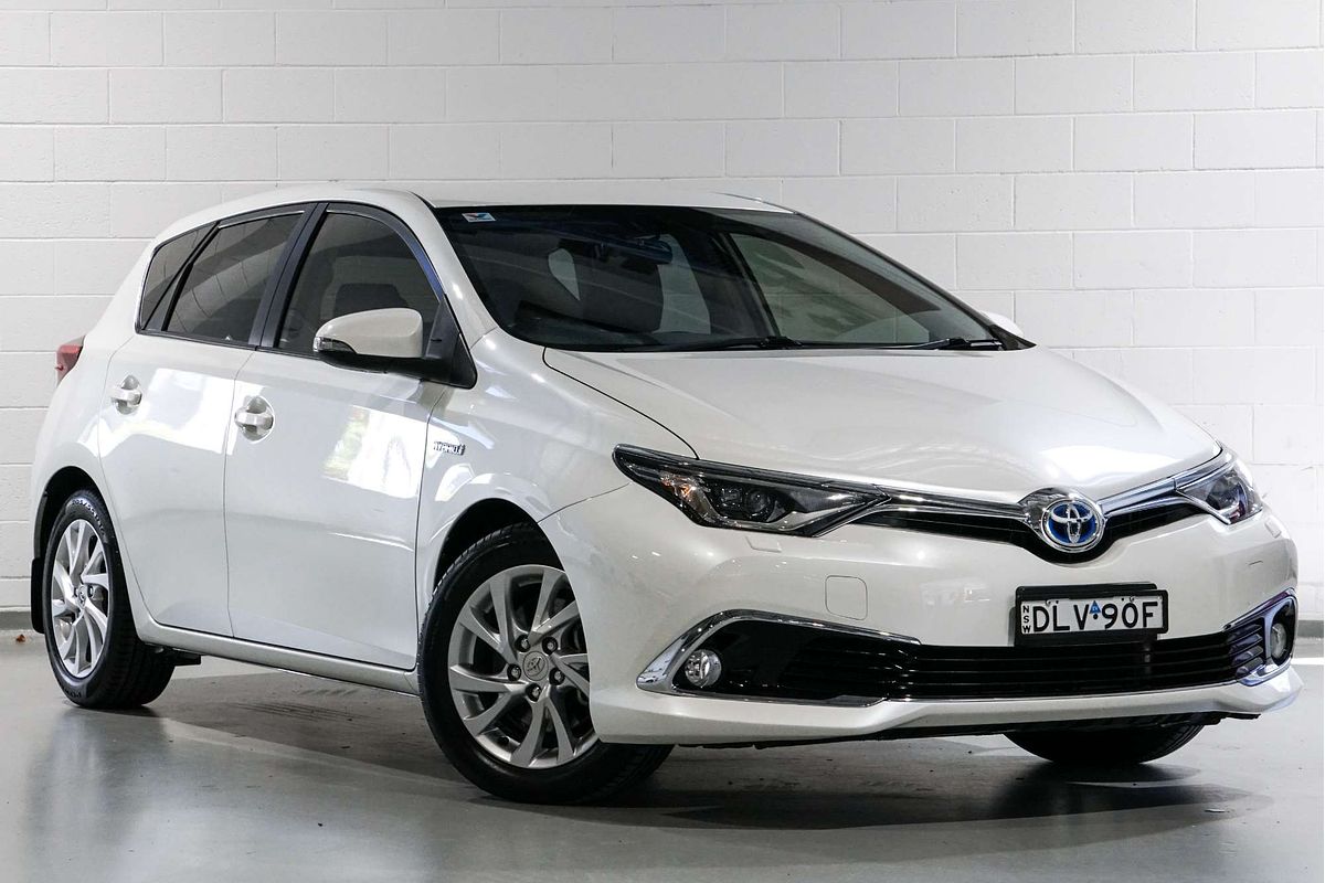 2016 Toyota Corolla Hybrid ZWE186R