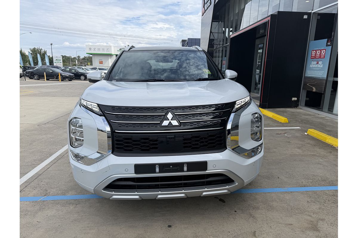 2025 Mitsubishi Outlander PHEV Exceed Tourer ZM