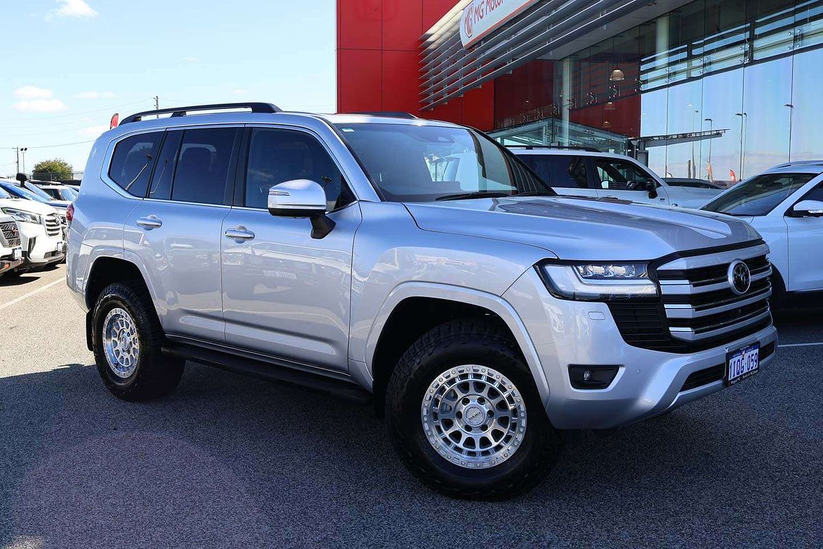 2025 Toyota Landcruiser VX FJA300R