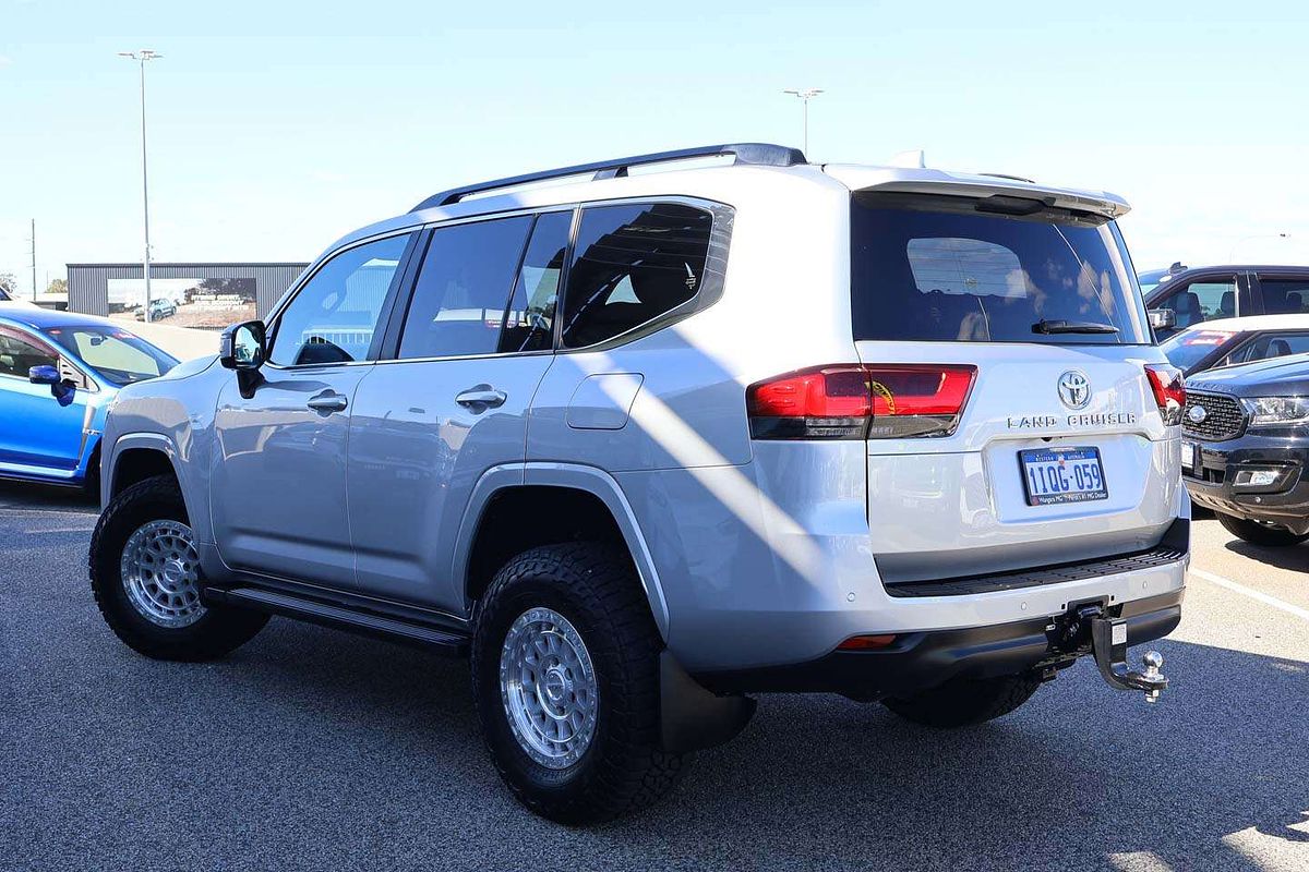 2025 Toyota Landcruiser VX FJA300R