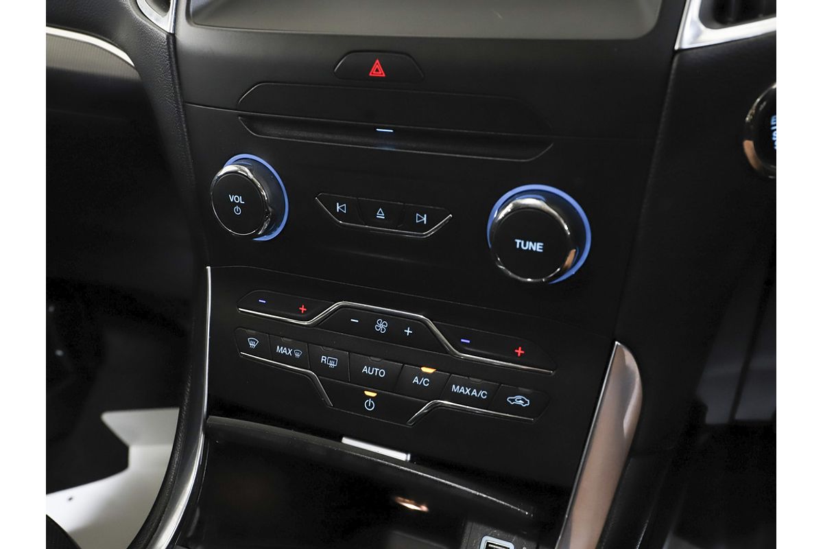 Ford ENDURA 2019.00 SUV TITANIUM 2.0L DSL AWD AUTO (9NA9HC4)