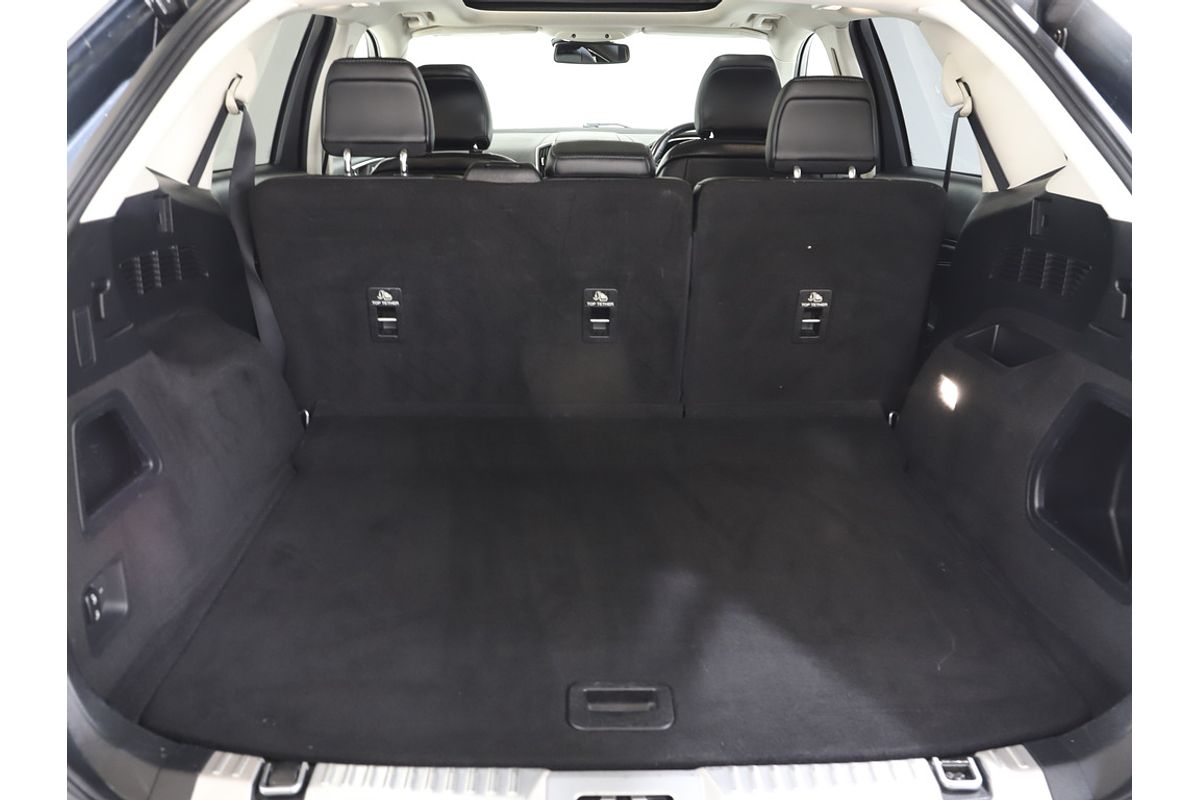 Ford ENDURA 2019.00 SUV TITANIUM 2.0L DSL AWD AUTO (9NA9HC4)